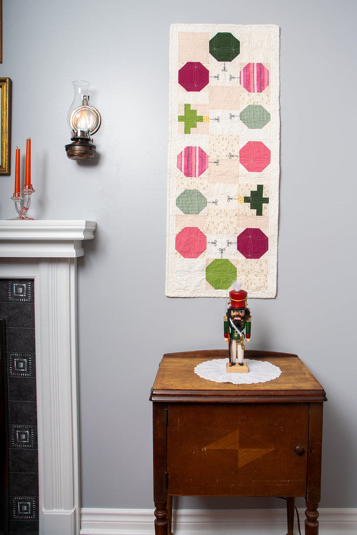 Gloria Table Runner Quilt Pattern - pdf